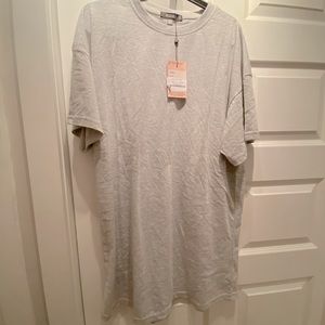Missguided tshirt dress in grey